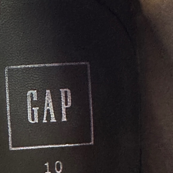 Women’s Gap Tan Suede Ankle Boots - Picture 11 of 11